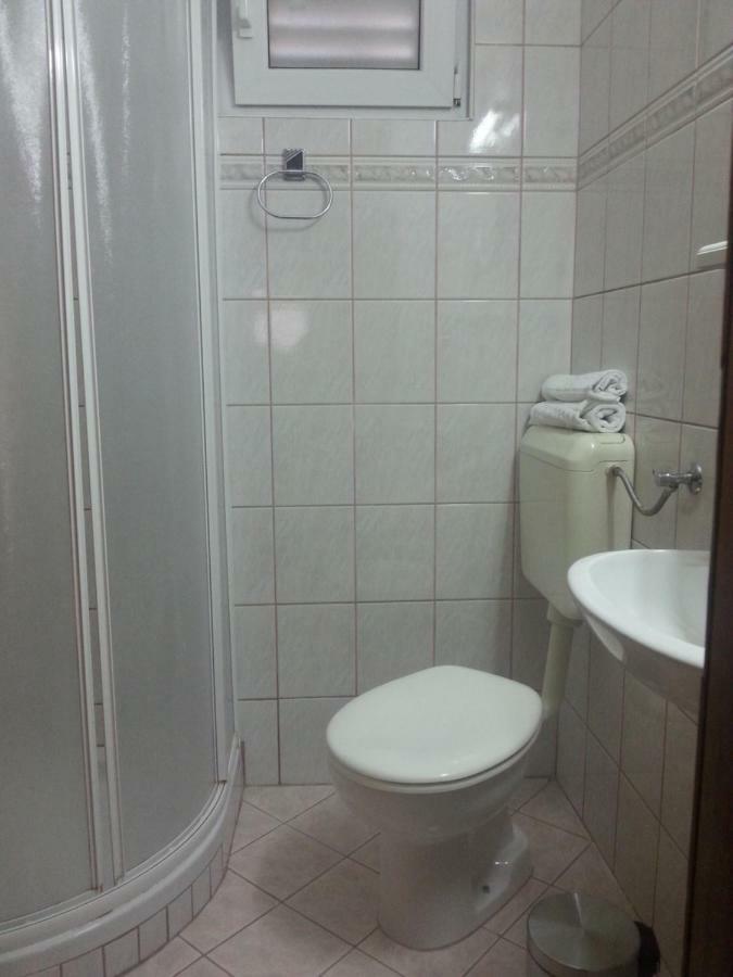 Apartman Adriatic Pavlinovic - Makarska Exterior foto